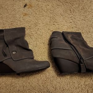 Women's boots
